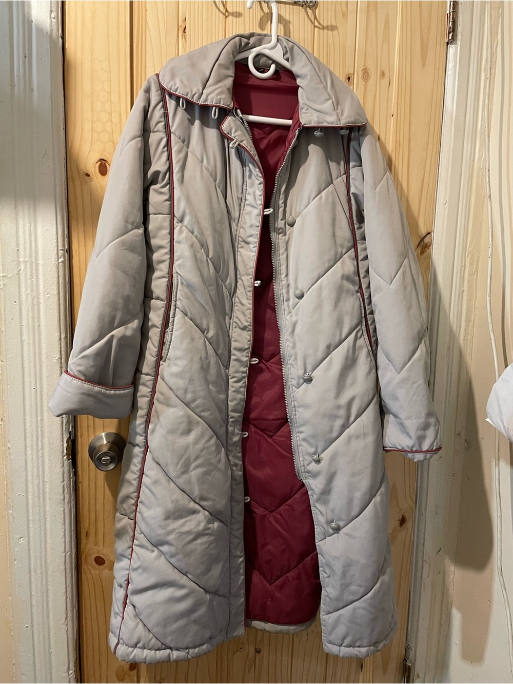 Vintage Light Gray Quilted Long Puffer Coat with Burgundy Lining